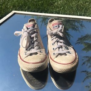 Off-White Low-Top Converse